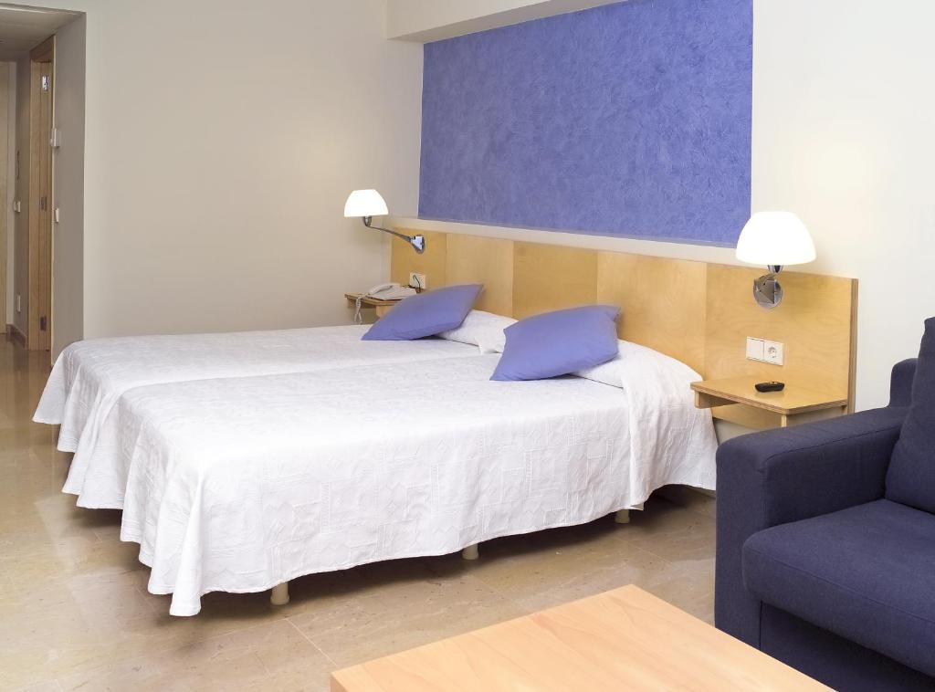 Hotel Rambla Figueres Zimmer foto