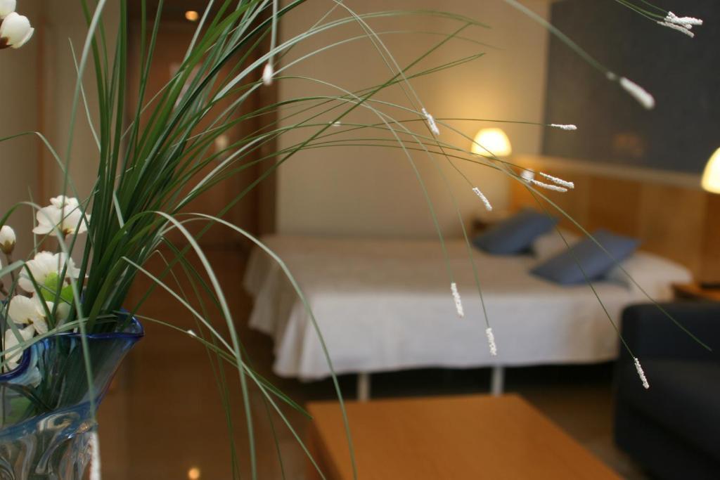 Hotel Rambla Figueres Zimmer foto