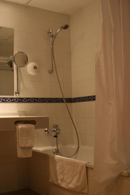 Hotel Rambla Figueres Zimmer foto