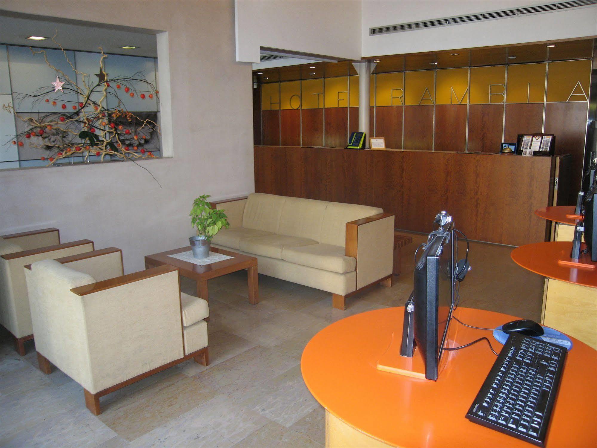 Hotel Rambla Figueres Exterior foto