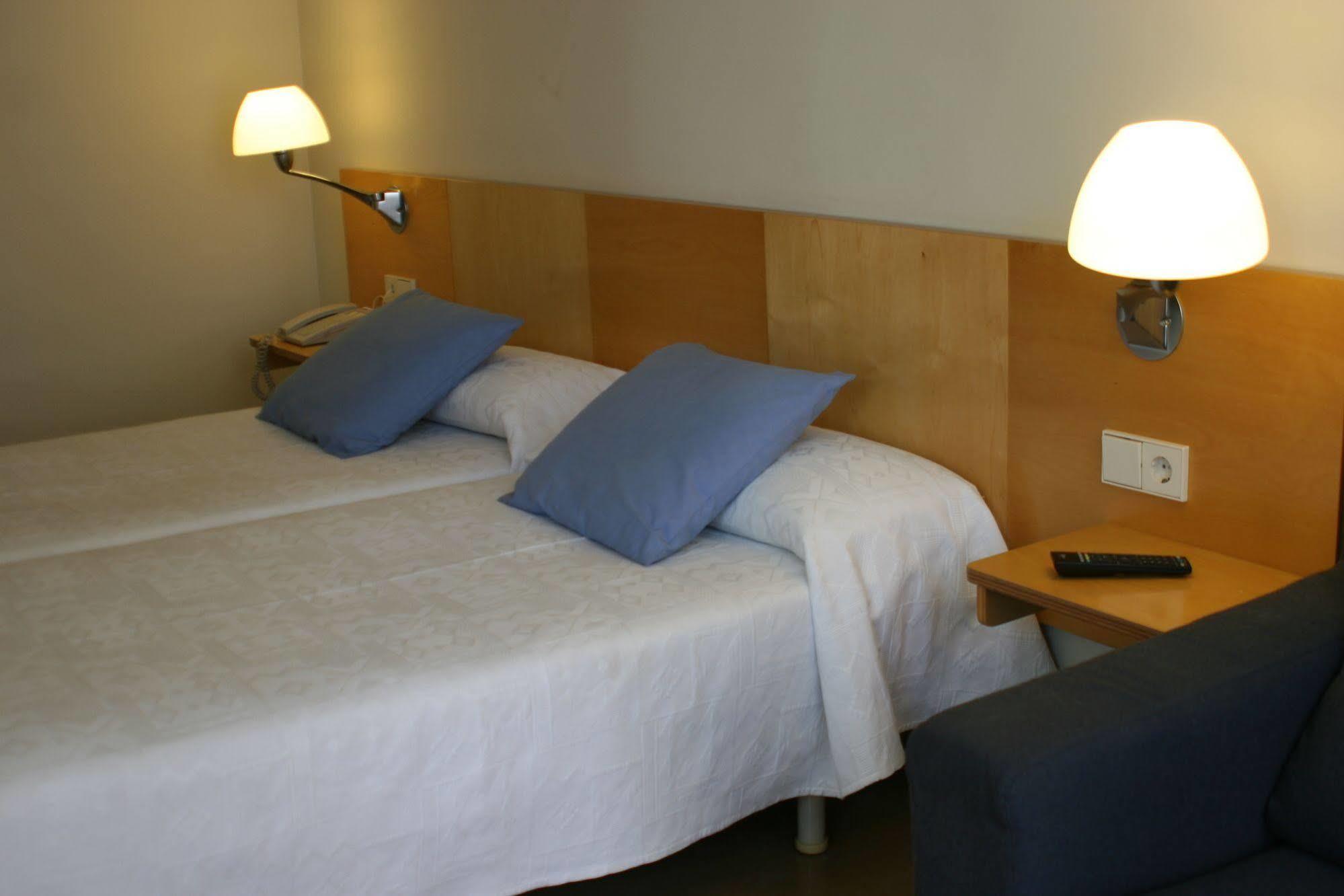 Hotel Rambla Figueres Exterior foto